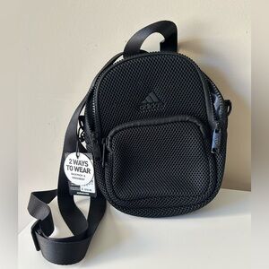 ADIDAS || NWT Airmesh Mini Backpack, black.